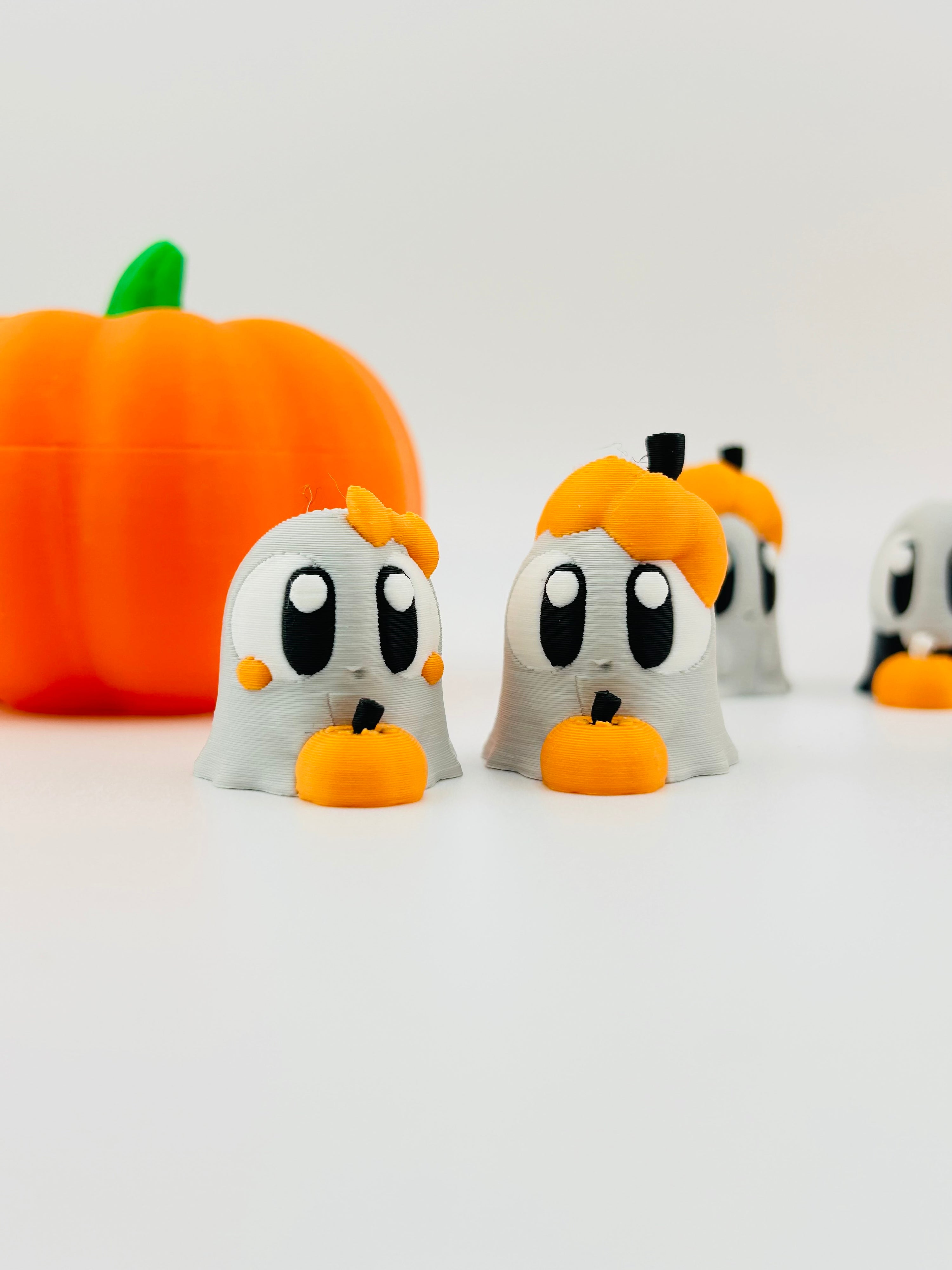 Girl With Pumpkin Mini Ghost